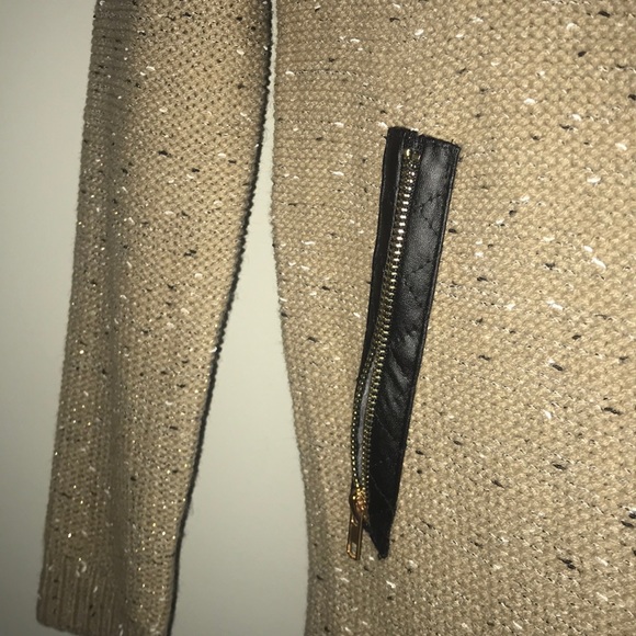 Cardigan - Picture 3 of 4